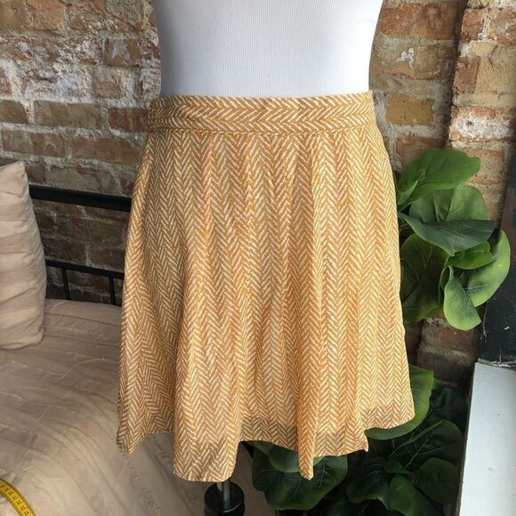 Old Navy Skirt - Picture 1 of 6
